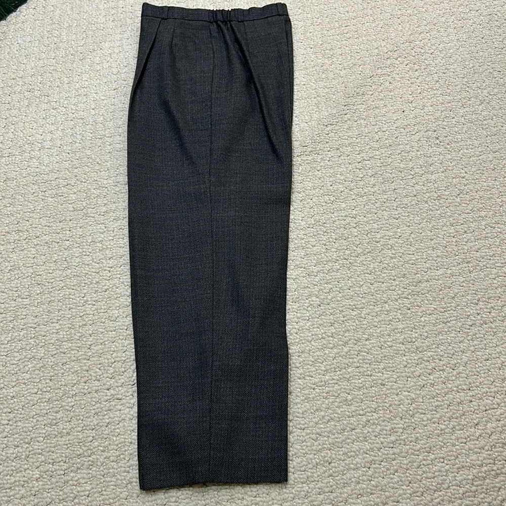 Talbots 100% Wool pants. 109% Acetate lining. Very fine material with pattern.